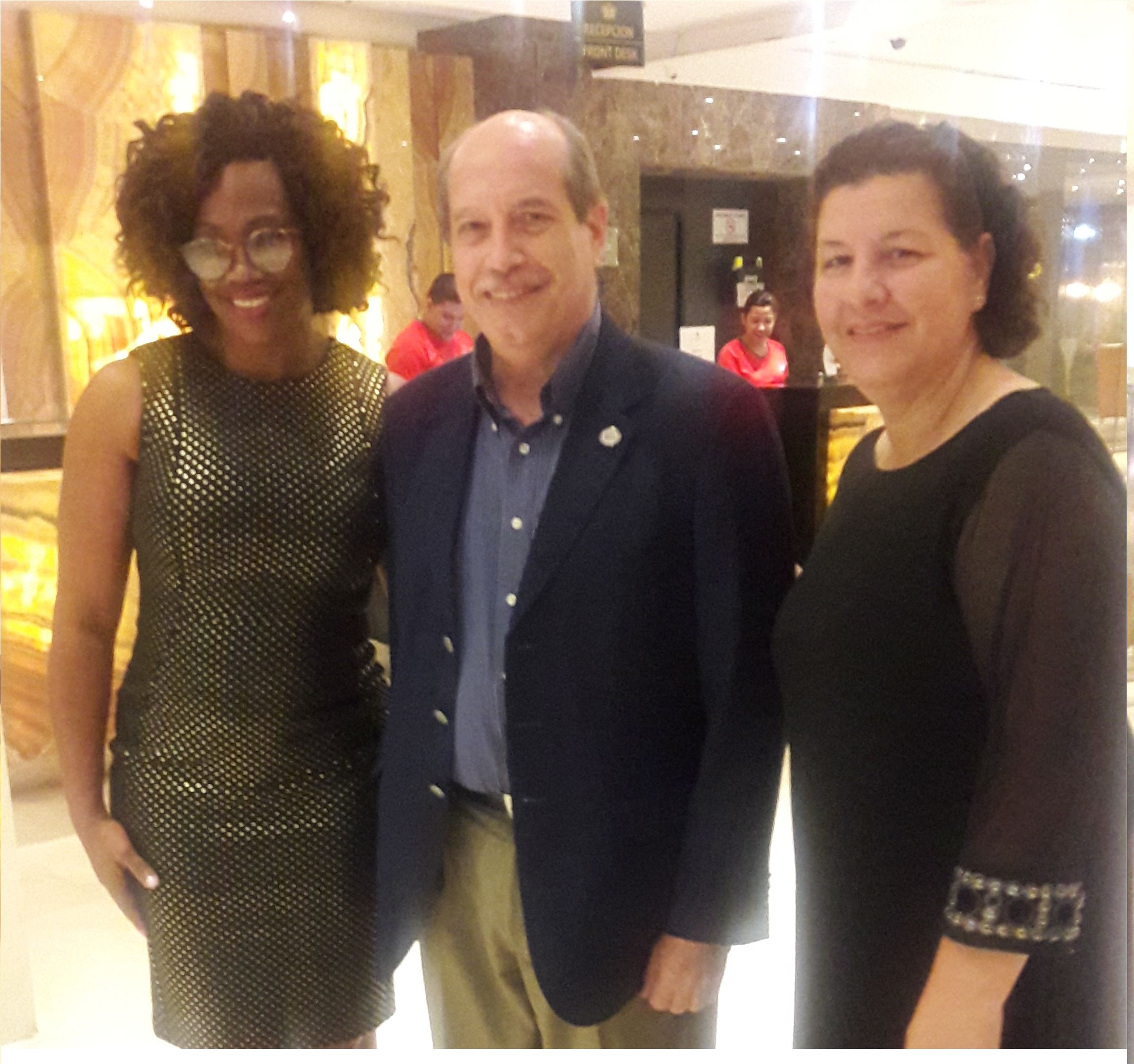 Con la Vicepresidenta y Canciller de Costa Rica SE. Epsy Cambell Barr y la Embajadora de ese país en Panamá. Foro de Mujeres de Partidos Políticos.(22 de junio de 2018)